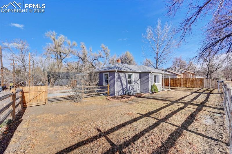 1220 E Bijou St, Colorado Springs, CO 80909