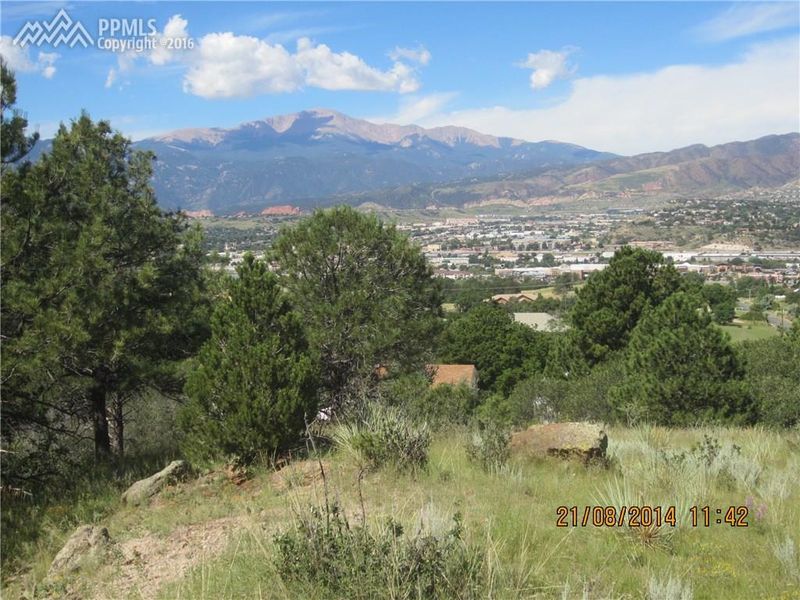 1220 Eagle Rock Rd, Colorado Springs, CO 80918