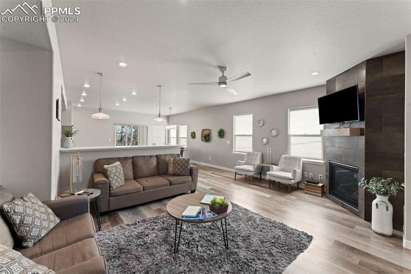 1220 Westend Ave, Colorado Springs, CO 80904