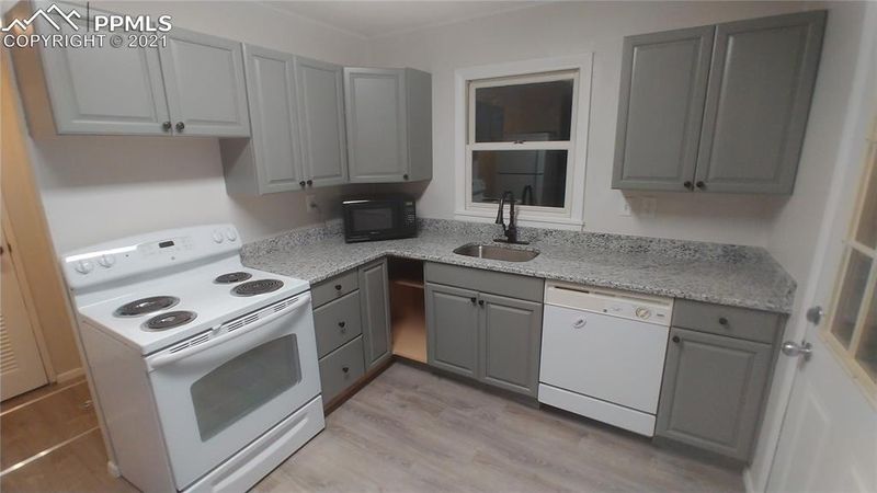 1221 Florence Ave, Colorado Springs, CO 80905