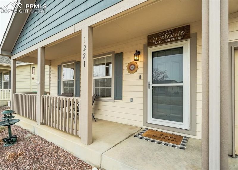 1221 Silver Hawk Ct, Pueblo, CO 81008