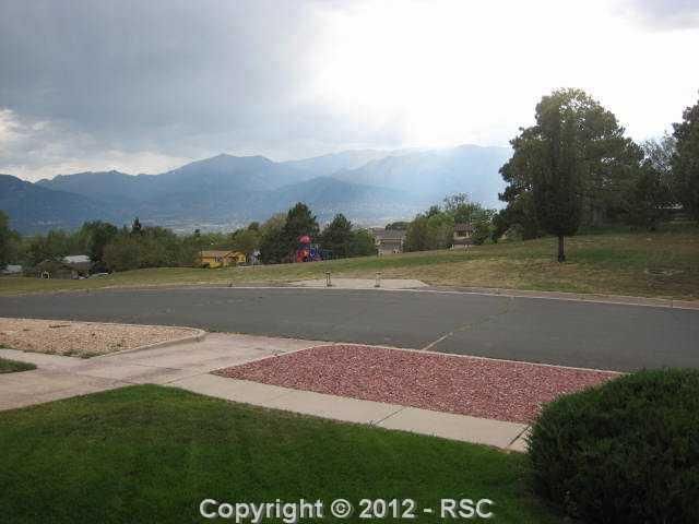 1221 Sunset Rd, Colorado Springs, CO 80909