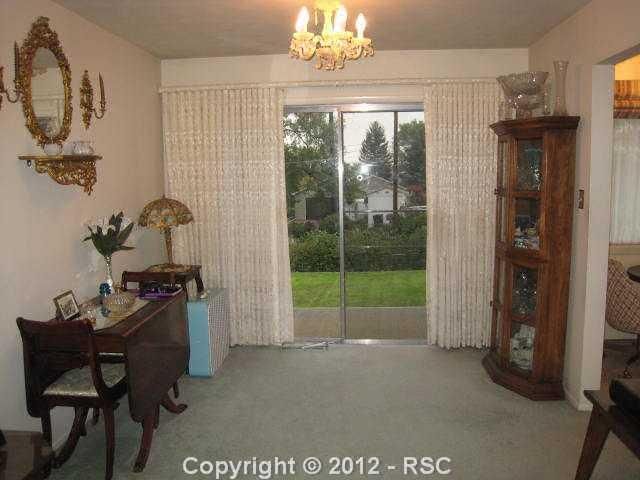 1221 Sunset Rd, Colorado Springs, CO 80909