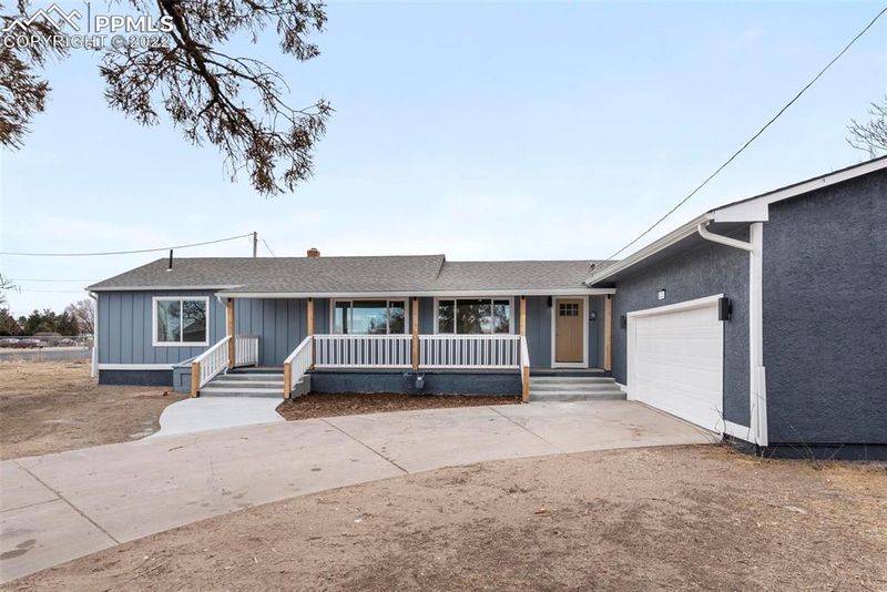1221 Valdez Dr, Pueblo, CO 81006
