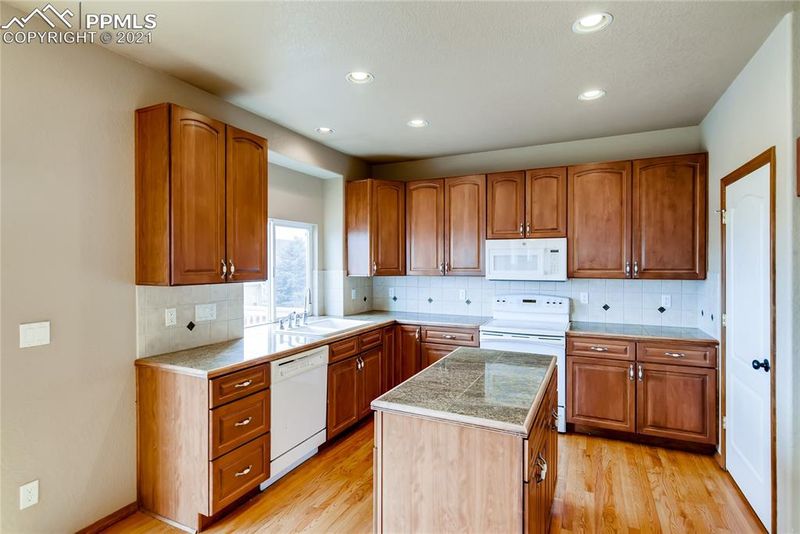 12215 Sleeping Bear Rd, Peyton, CO 80831