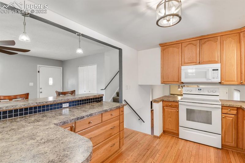 1223 Tesla Dr, Colorado Springs, CO 80909