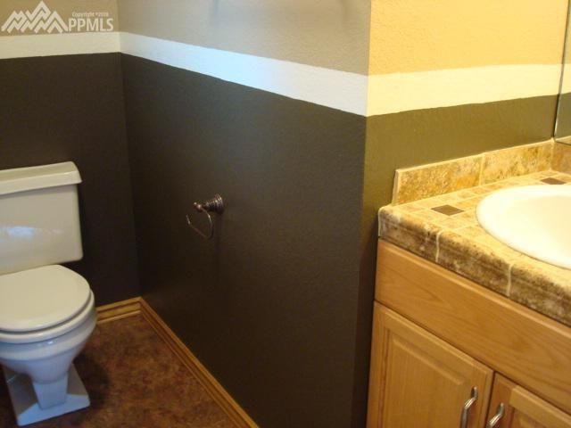 1223 Windmill Ave, Colorado Springs, CO 80907
