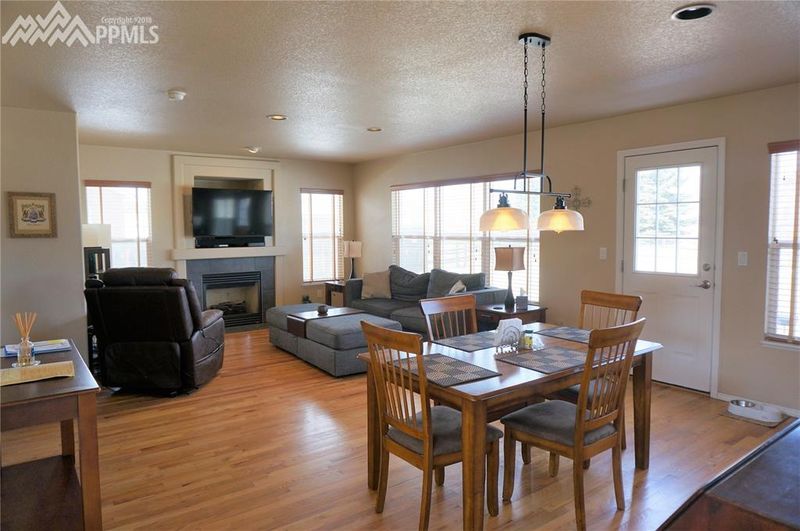 12236 Grand Teton Dr, Peyton, CO 80831