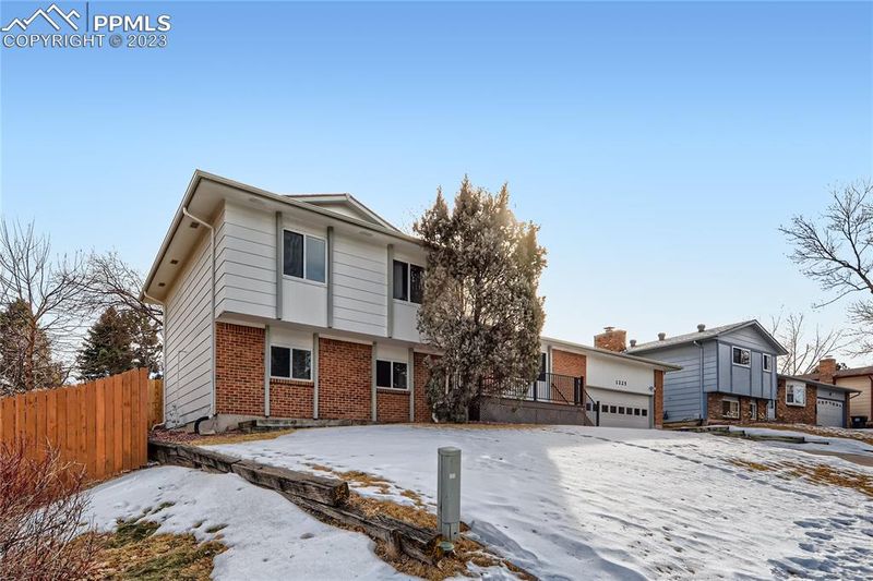 1225 Hans Brinker Ln, Colorado Springs, CO 80907