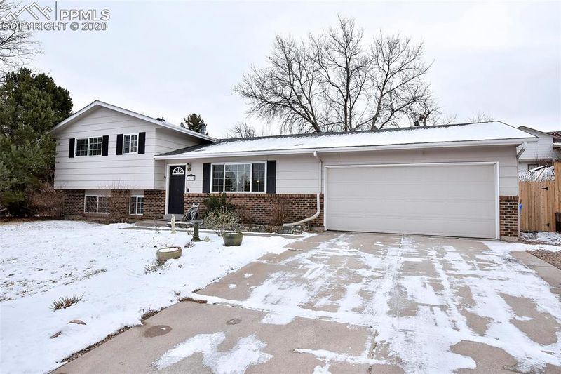 1225 Valkenburg Dr, Colorado Springs, CO 80907