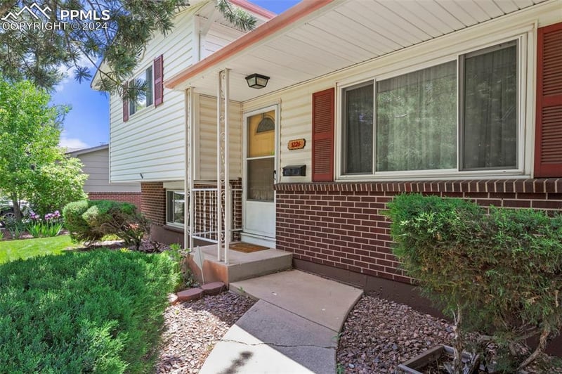1226 Adams Dr, Colorado Springs, CO 80904
