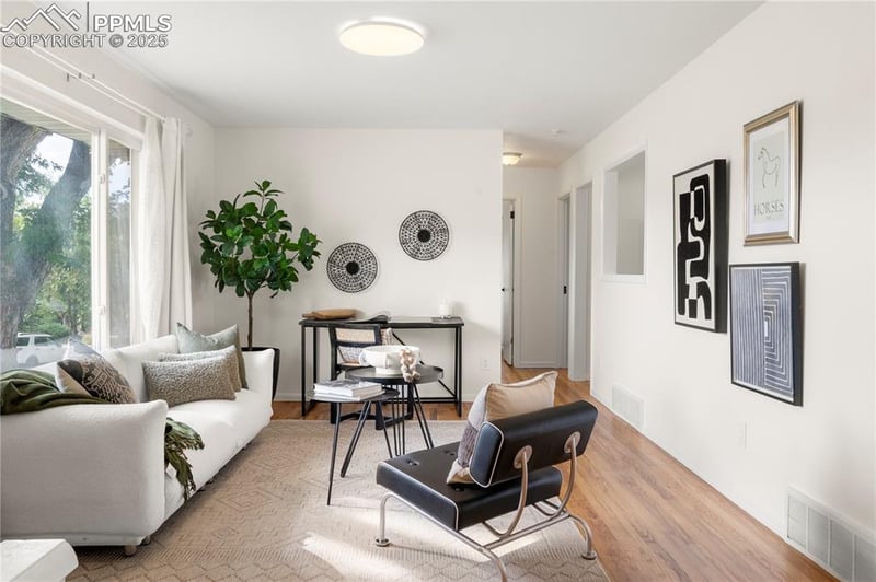 1226 Holmes Dr, Colorado Springs, CO 80909