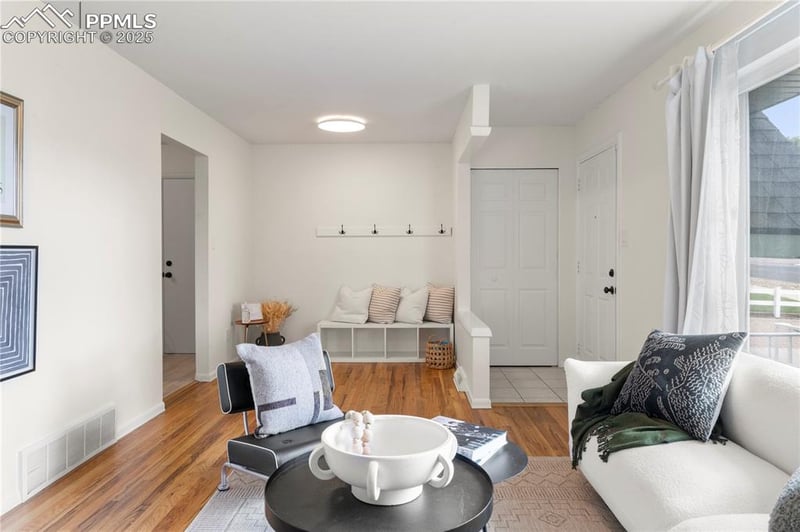 1226 Holmes Dr, Colorado Springs, CO 80909