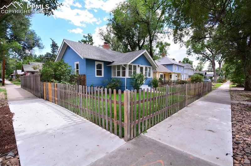1229 Wahsatch Ave, Colorado Springs, CO 80903