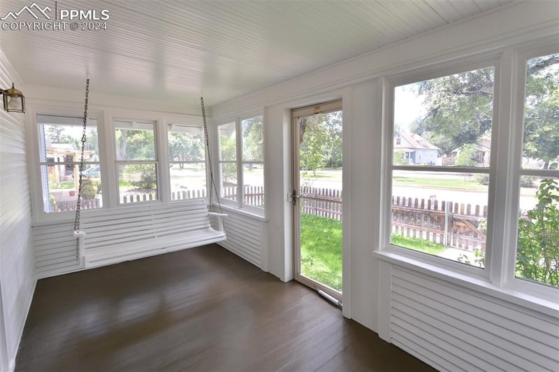 1229 Wahsatch Ave, Colorado Springs, CO 80903