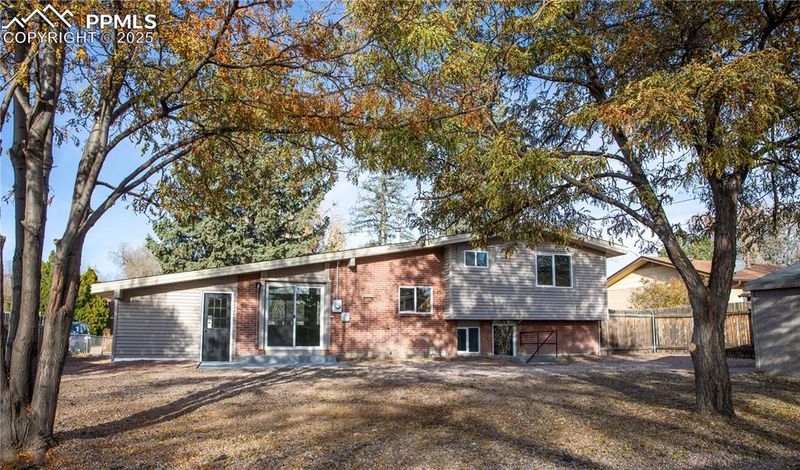 123 Ely St, Colorado Springs, CO 80911