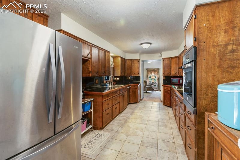 123 Masonic Ave, Cripple Creek, CO 80813