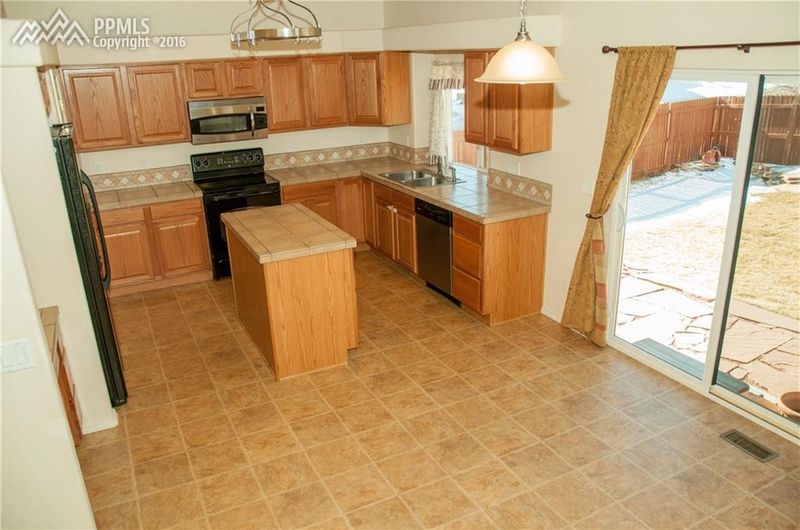12302 Sleeping Bear Rd, Peyton, CO 80831