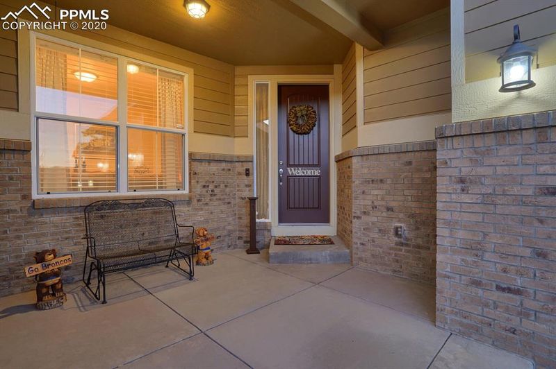 1231 Crown Haven Cir, Colorado Springs, CO 80919