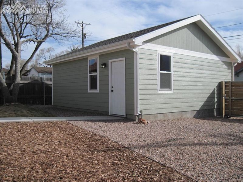 1231 W Cucharras St, Colorado Springs, CO 80904