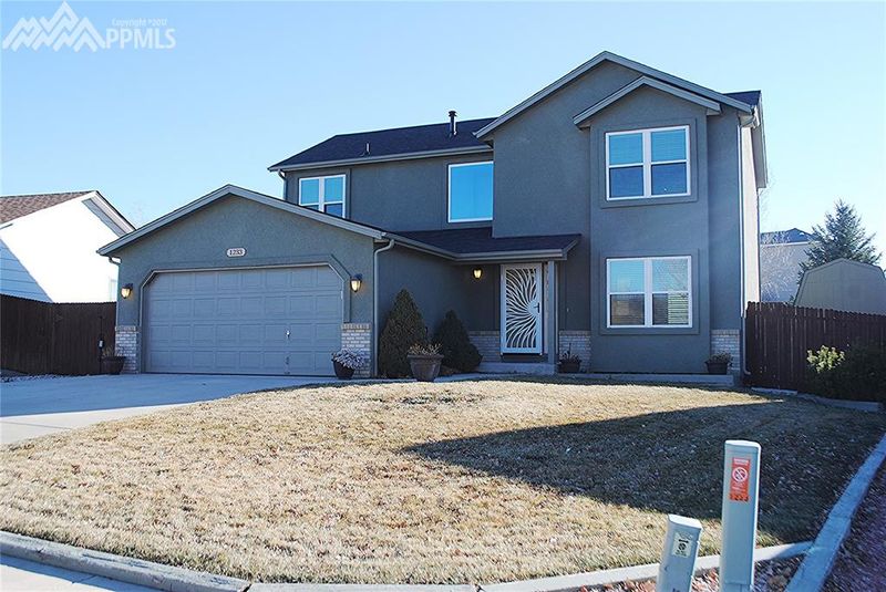 1233 Marsh Hawk Dr, Colorado Springs, CO 80911