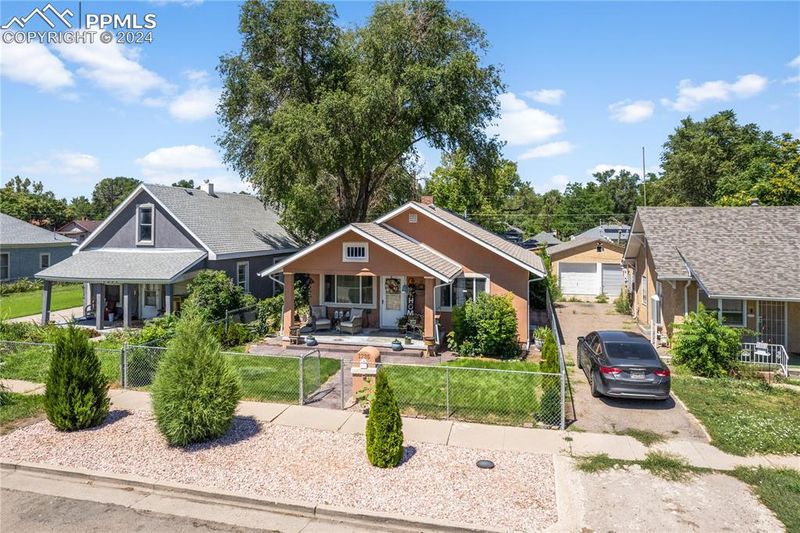1235 Bragdon Ave, Pueblo, CO 81004