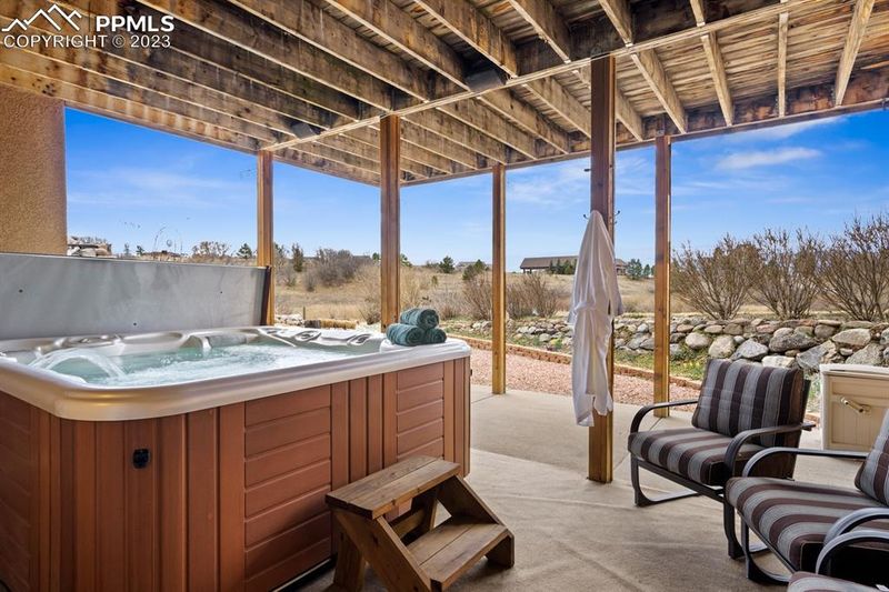 1235 S Park Dr, Monument, CO 80132
