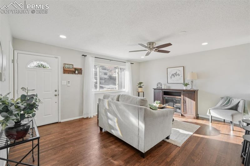 1235 Tonka Ave, Colorado Springs, CO 80904