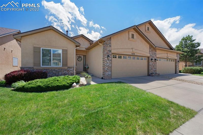 1235 Winterhall Point, Colorado Springs, CO 80906