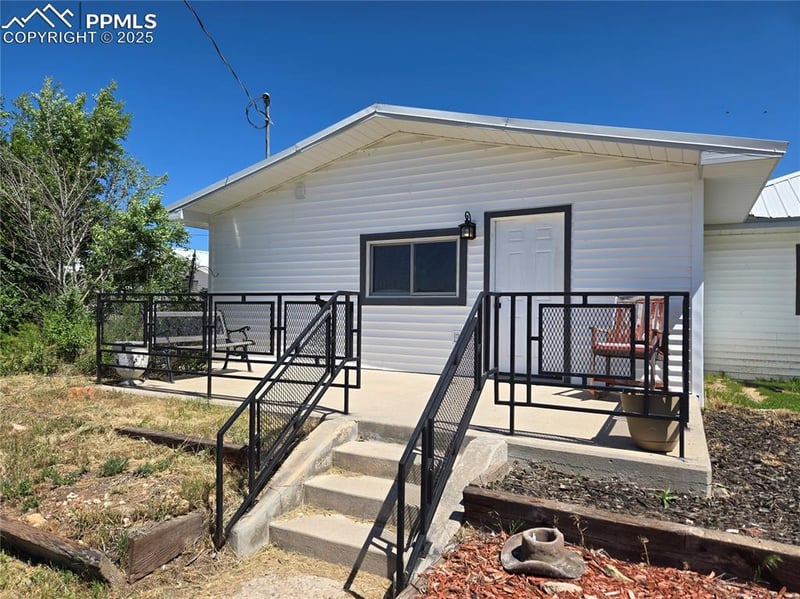 12350 N Holtwood Rd, Simla, CO 80835