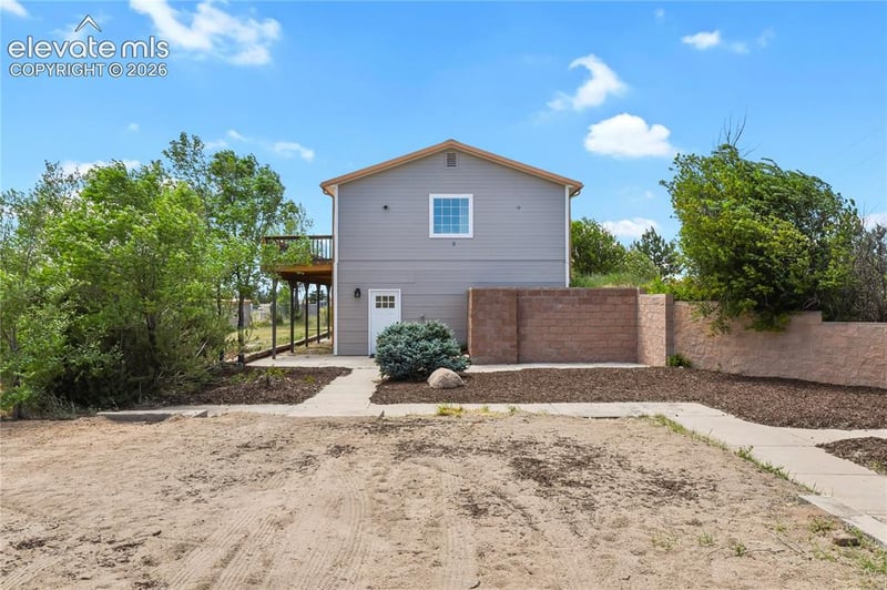 12350 Range View Dr, Calhan, CO 80808