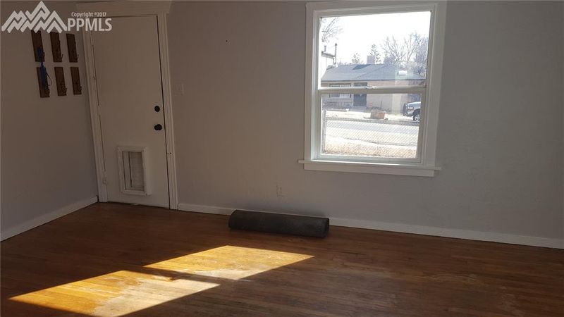 124 N 18th St, Colorado Springs, CO 80904