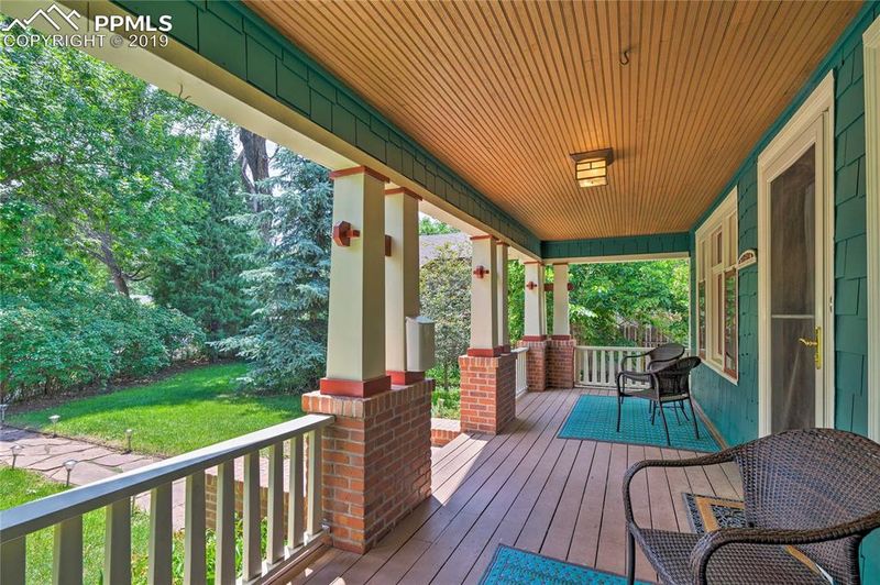124 Cheyenne Blvd, Colorado Springs, CO 80905