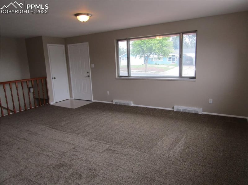 124 Hayman Ave, Colorado Springs, CO 80909