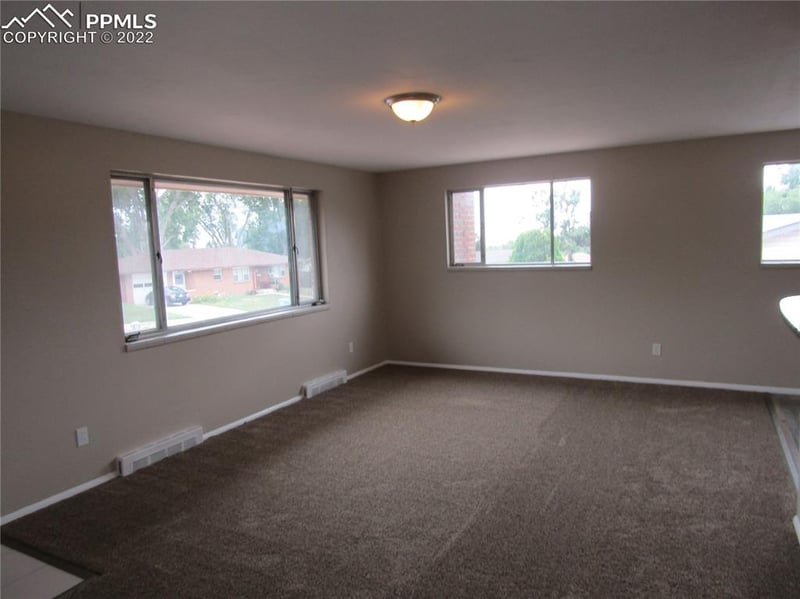 124 Hayman Ave, Colorado Springs, CO 80909