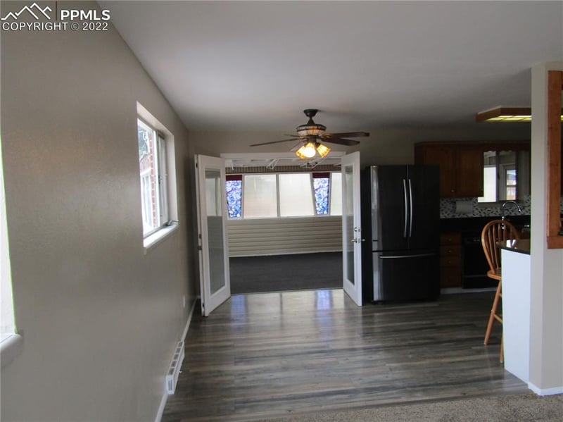 124 Hayman Ave, Colorado Springs, CO 80909