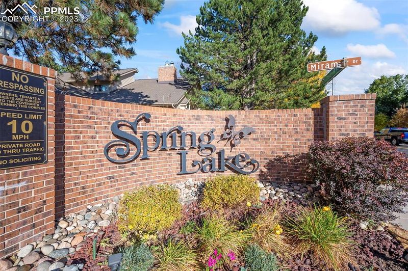 124 Miramar Dr, Colorado Springs, CO 80906