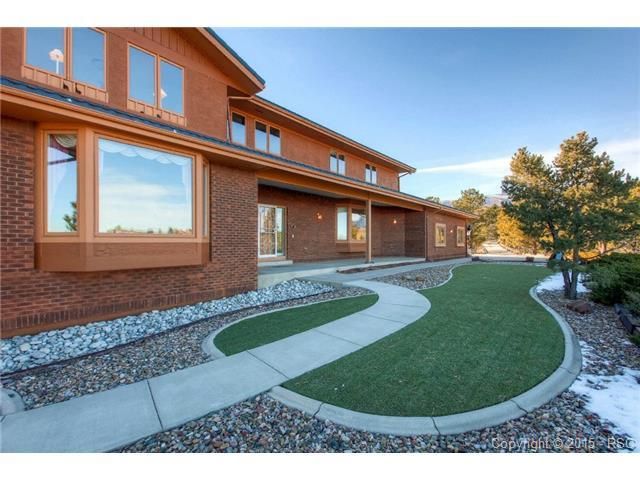 1240 Cedar Ridge Ln, Colorado Springs, CO 80919