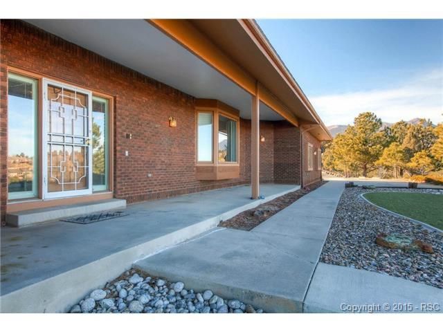 1240 Cedar Ridge Ln, Colorado Springs, CO 80919