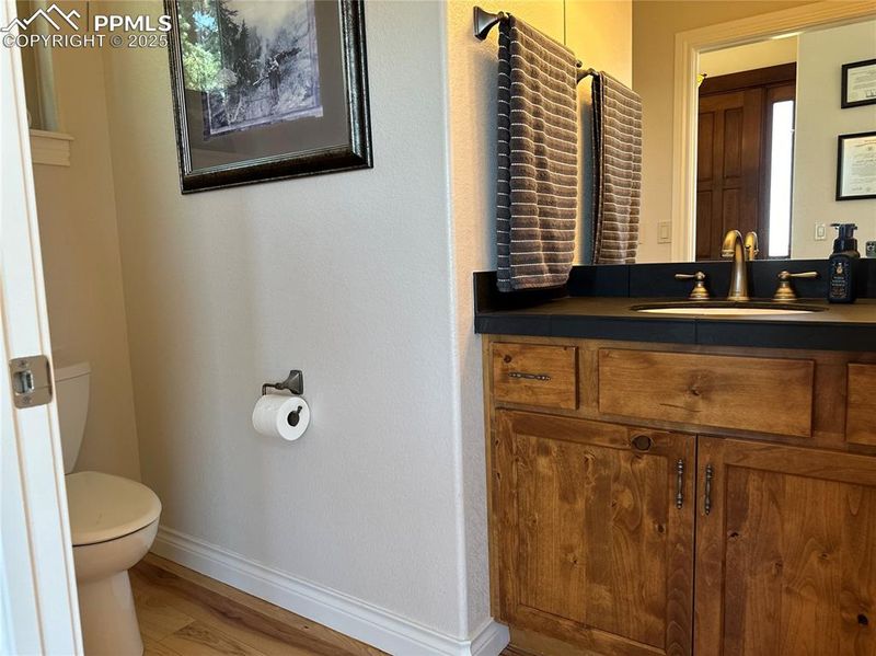 1240 Oak Ridge Rd, Manitou Springs, CO 80829