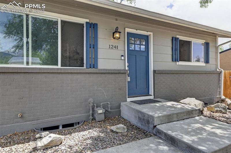 1241 Burnham St, Colorado Springs, CO 80909