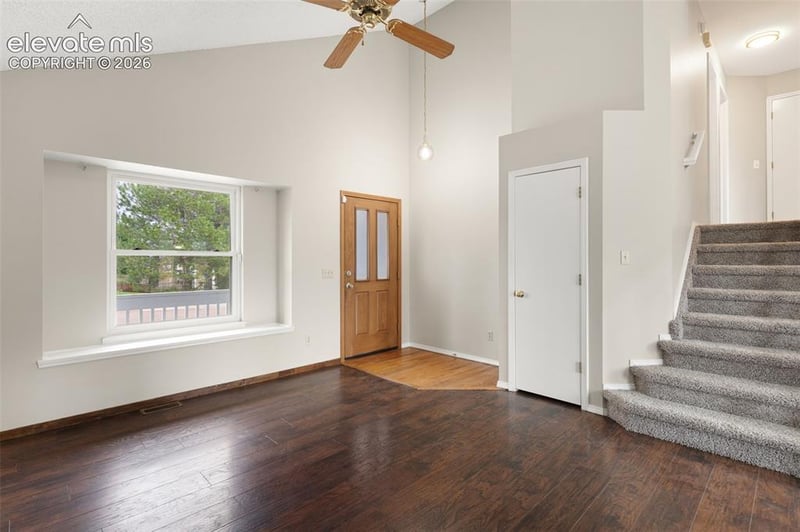 1241 Grass Valley Dr, Colorado Springs, CO 80906