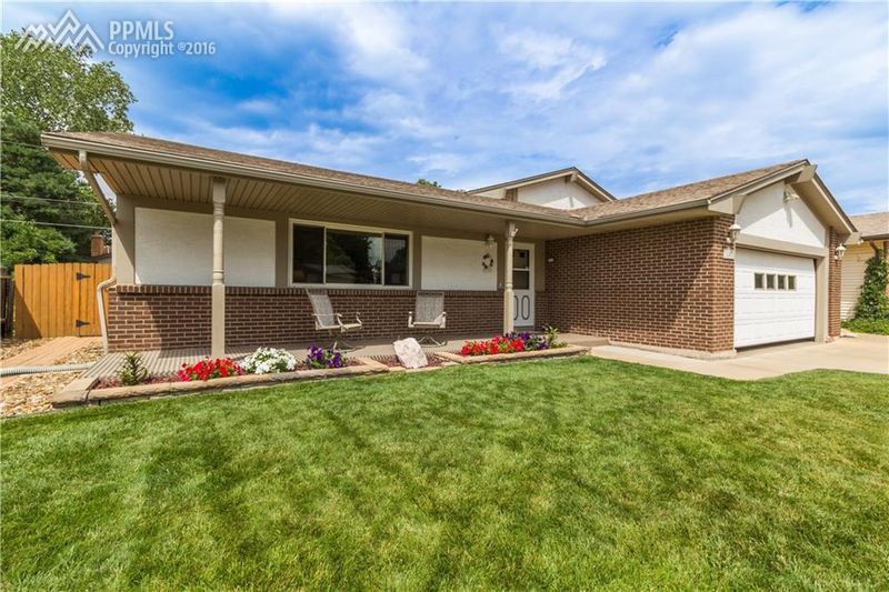 1242 Auburn Dr, Colorado Springs, CO 80909