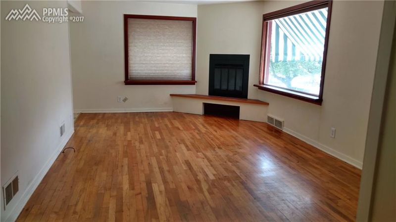 1242 E Madison St, Colorado Springs, CO 80907