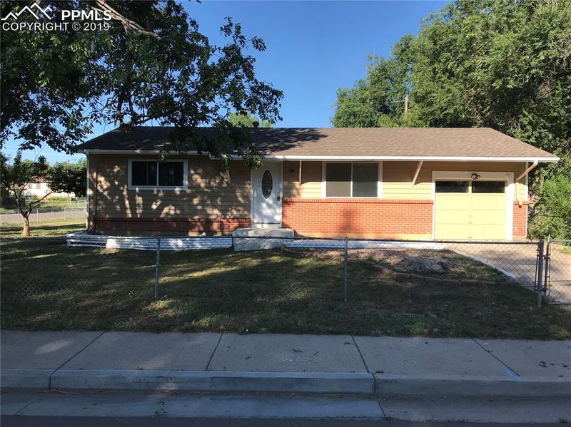 1242 Maxwell St, Colorado Springs, CO 80906