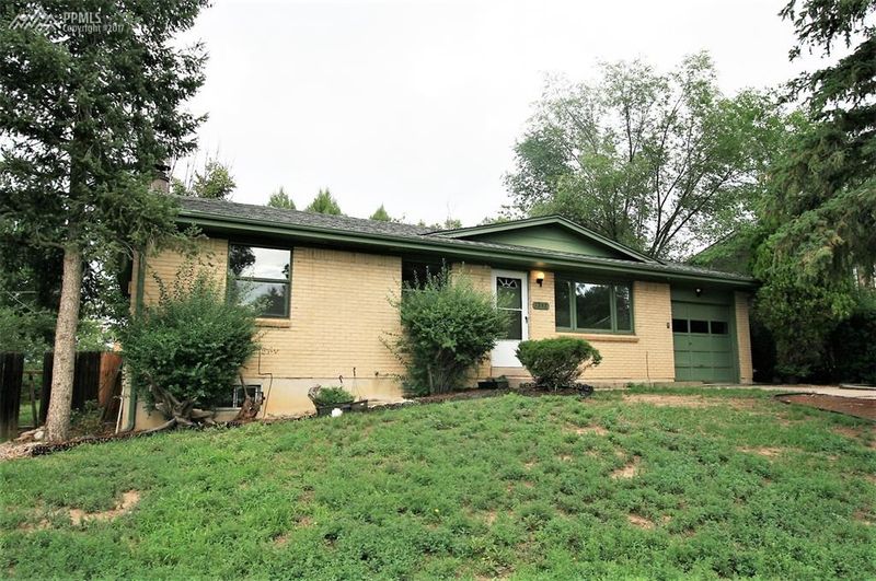 1242 Rushmore Dr, Colorado Springs, CO 80910