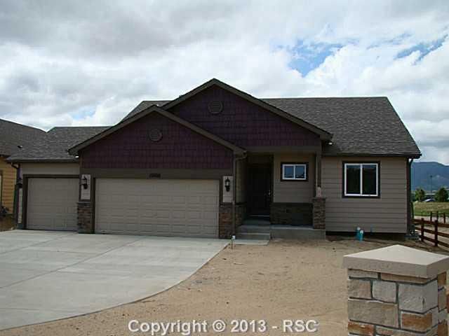 12424 Salmon Stone Point, Colorado Springs, CO 80921