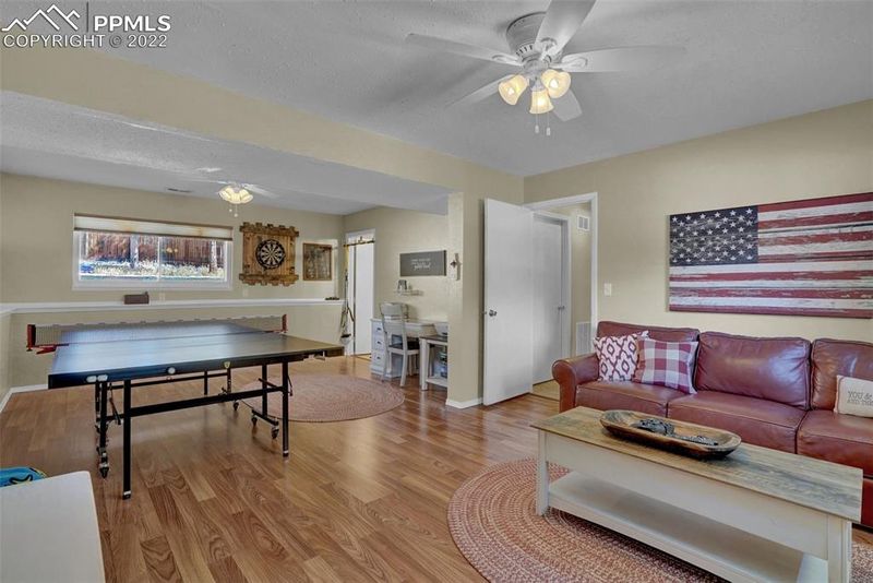 1244 Eastmeadow Dr, Colorado Springs, CO 80906