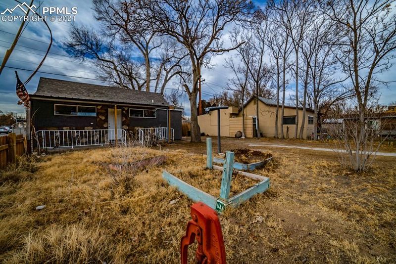 1245 Jackson St, Pueblo, CO 81004