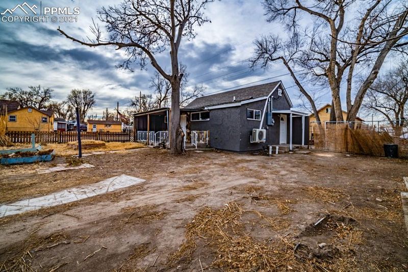 1245 Jackson St, Pueblo, CO 81004